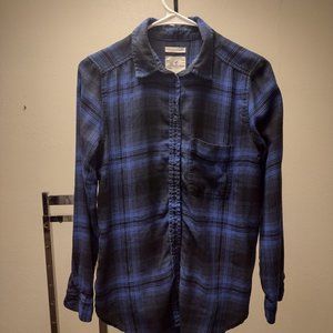 American Eagle Outfitters Blue and Black Plaid